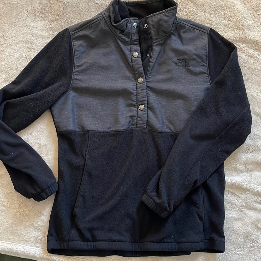 North Face Women’s Button Up